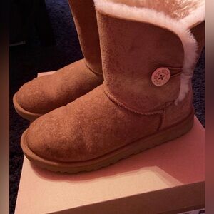 Camel UGGs